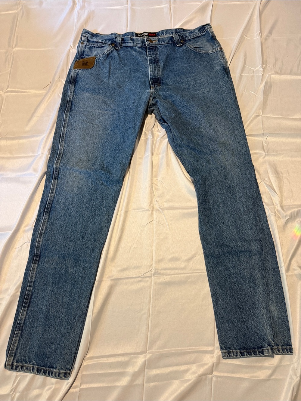 Wrangler Men's Medium Blue Straight Leg Jeans